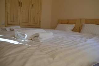 Отели типа «постель и завтрак» Petit Dilijan Дилижан Двухместный с 1 кроватью или 2 отдельными кроватями и душем-9